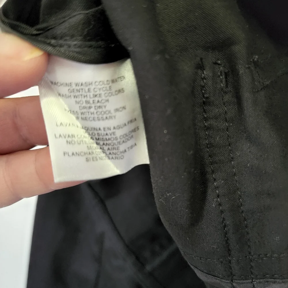 Jones New York/ Black Crop Jacket - Picture 4 of 7